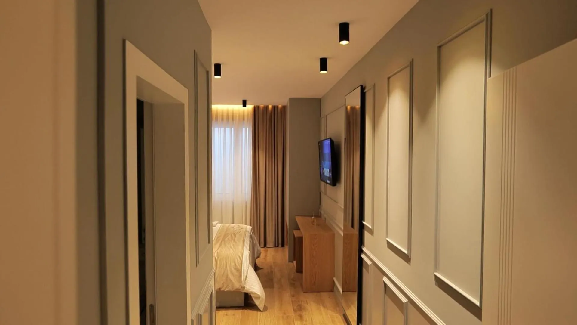 Dream Place Hotel Kamez